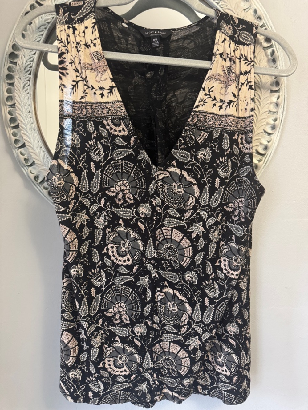 Lucky Brand Black and Cream V-Neck Printed Sleeveless Camisole